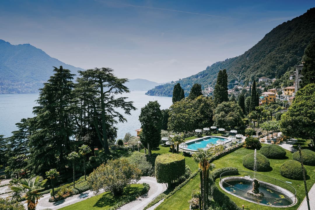 Swimming pool at Passalacqua, Moltrasio
