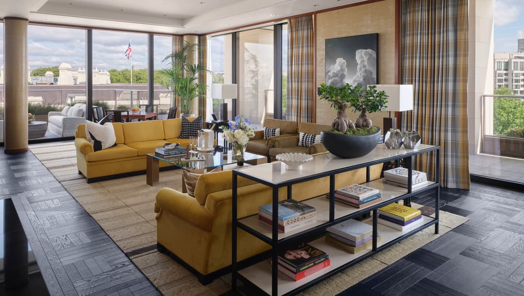 Suite living room at The Peninsula London, Belgravia (Hyde Park Corner)