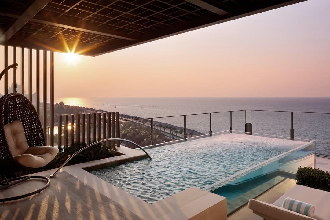 Swimming pool at Atlantis The Royal, Dubai (Palm Jumeirah)