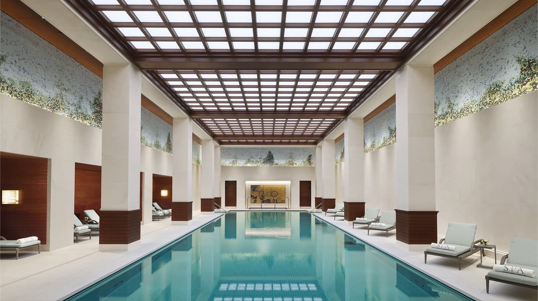 Swimming pool at The Peninsula London, Belgravia (Hyde Park Corner)