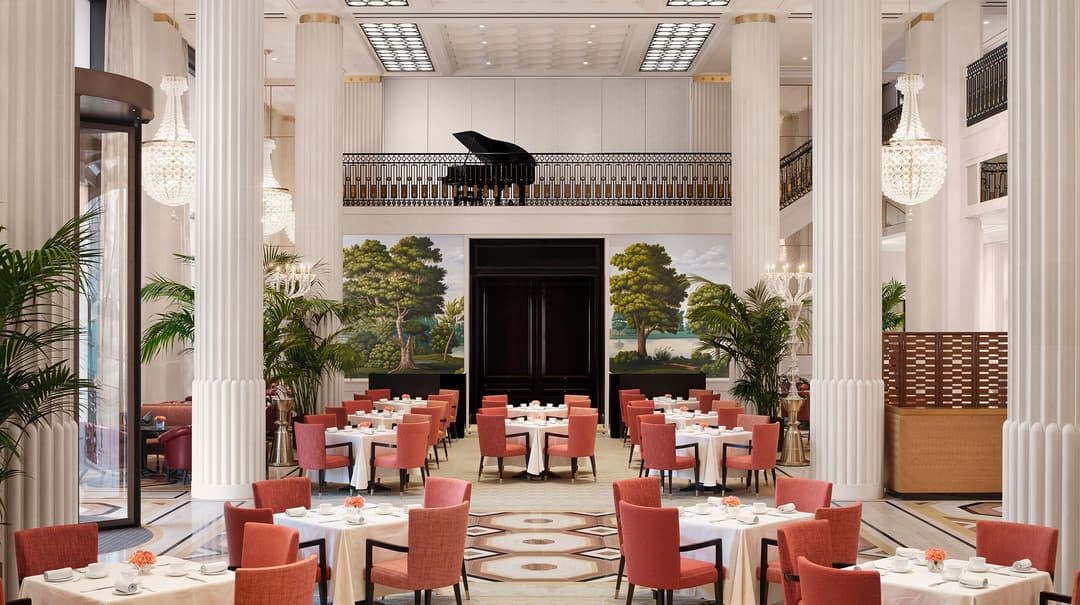 Lobby at The Peninsula London, Belgravia (Hyde Park Corner)