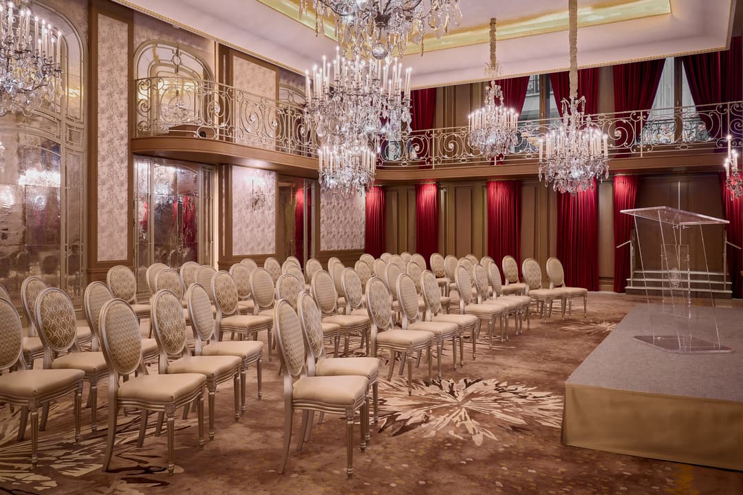 Restaurant at Hotel Plaza Athenee, Paris