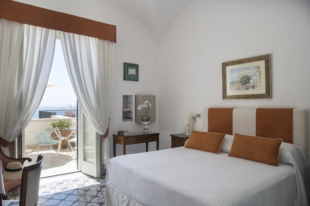 Guest room at Hotel Santa Caterina, Amalfi