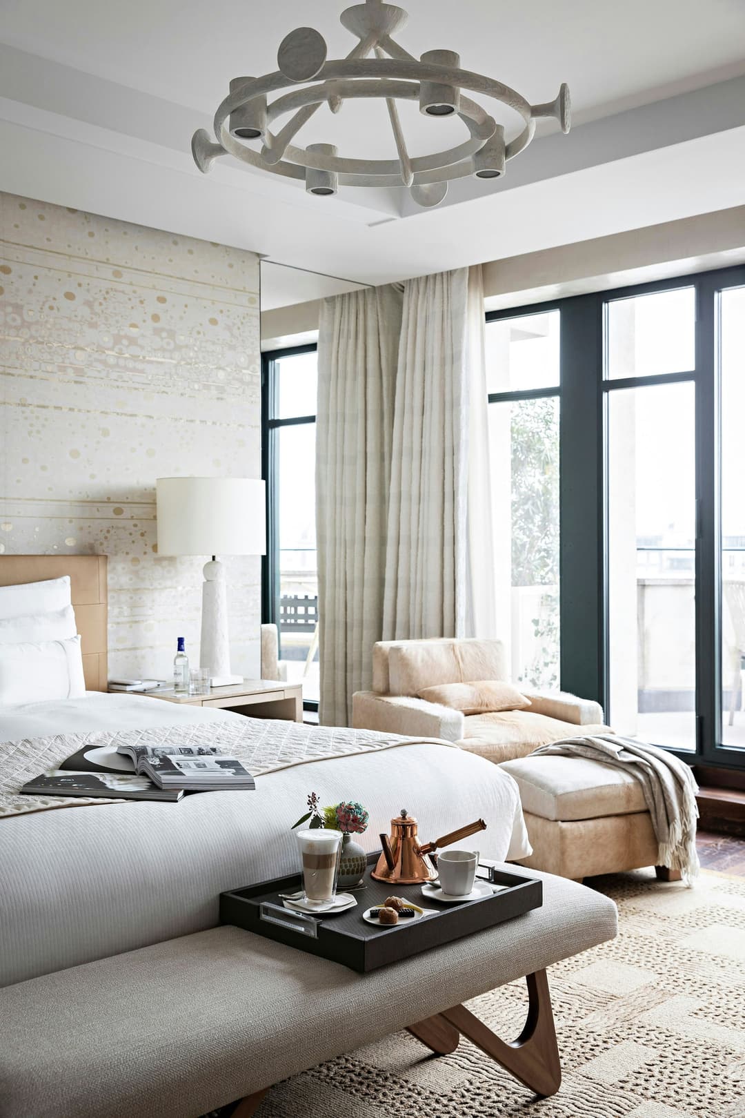Guest room at Cheval Blanc Paris