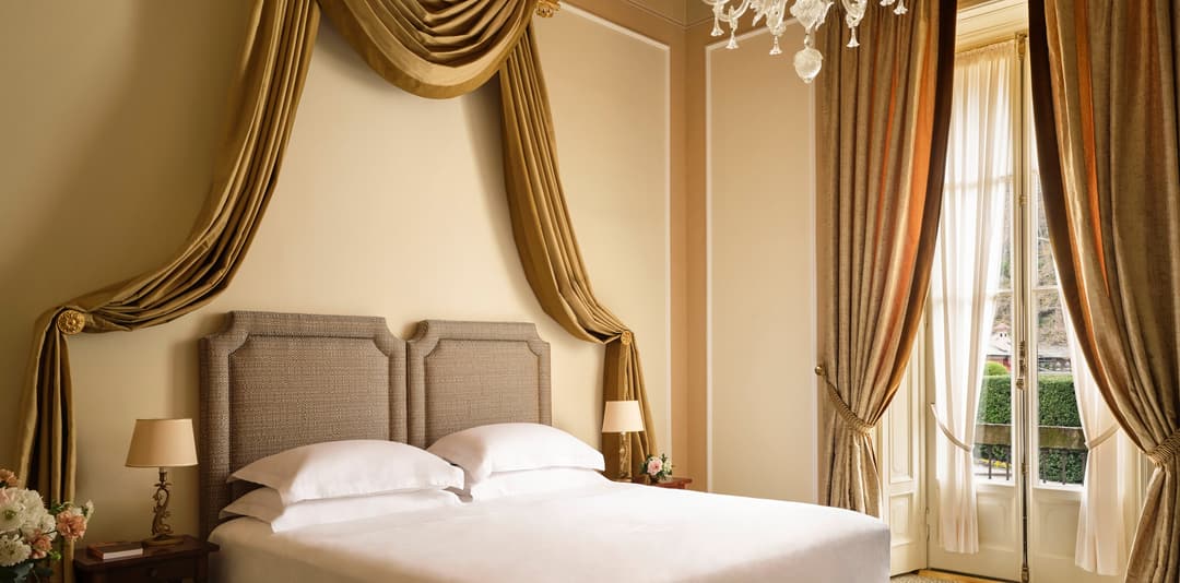 00 hero media full room suite desktop, Villa d'Este, Cernobbio