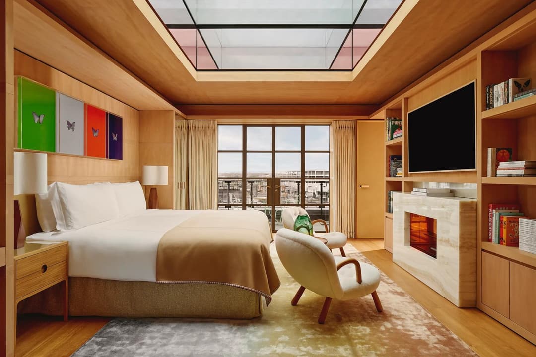 Guest room at Claridge's, Mayfair