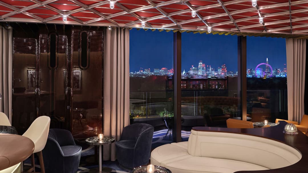Bar at The Peninsula London, Belgravia (Hyde Park Corner)