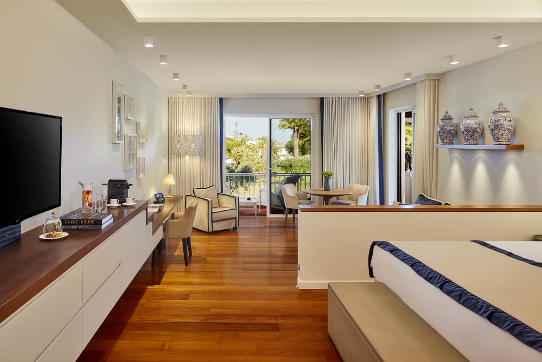 Rooms & Suites, Vila Vita Parc Resort & Spa, Algarve (Porches)