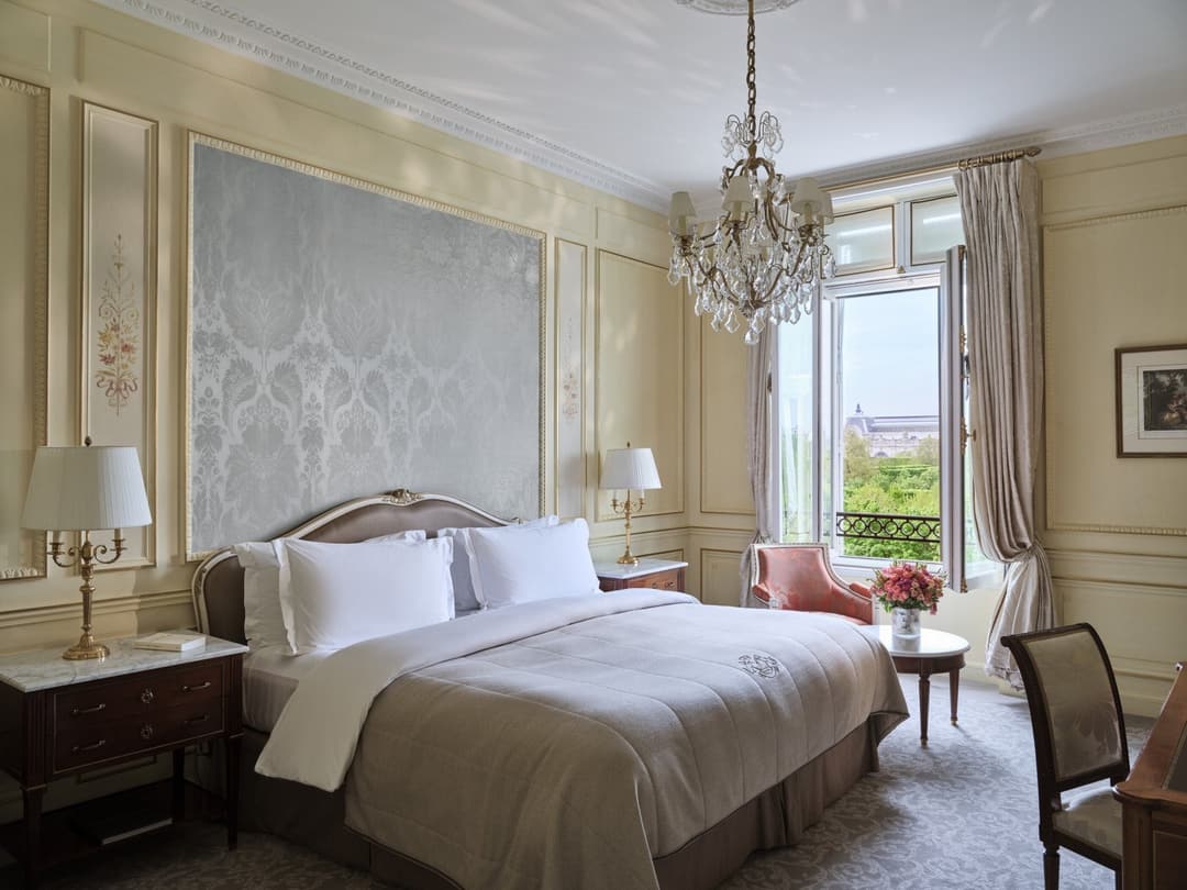 Guest room at Le Meurice, Paris