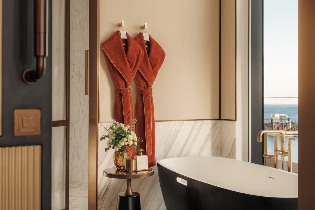 Marble bathroom at Jumeirah Marsa Al Arab, Dubai (Jumeirah)