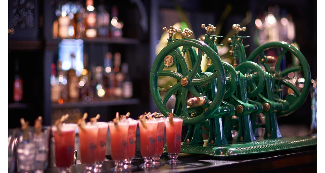 Bar at Raffles Singapore