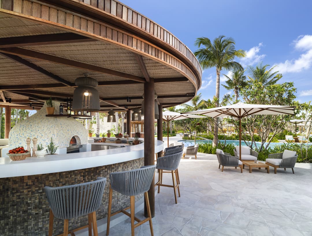 Bar at Waldorf Astoria Maldives Ithaafushi, Raa Atoll