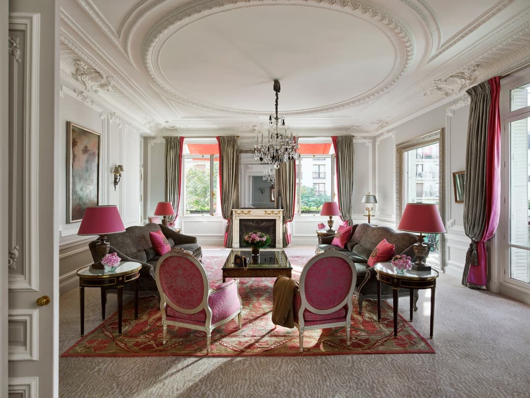 Lounge at Hotel Plaza Athenee, Paris