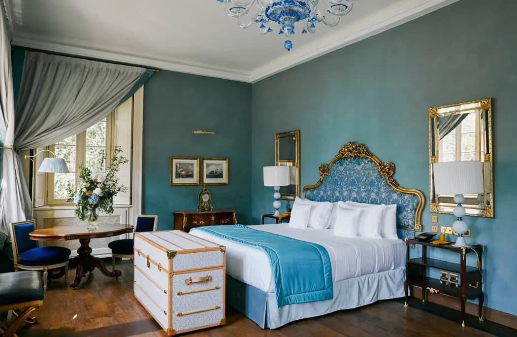 Grand Junior Suite in the Villa with Lake View, Passalacqua