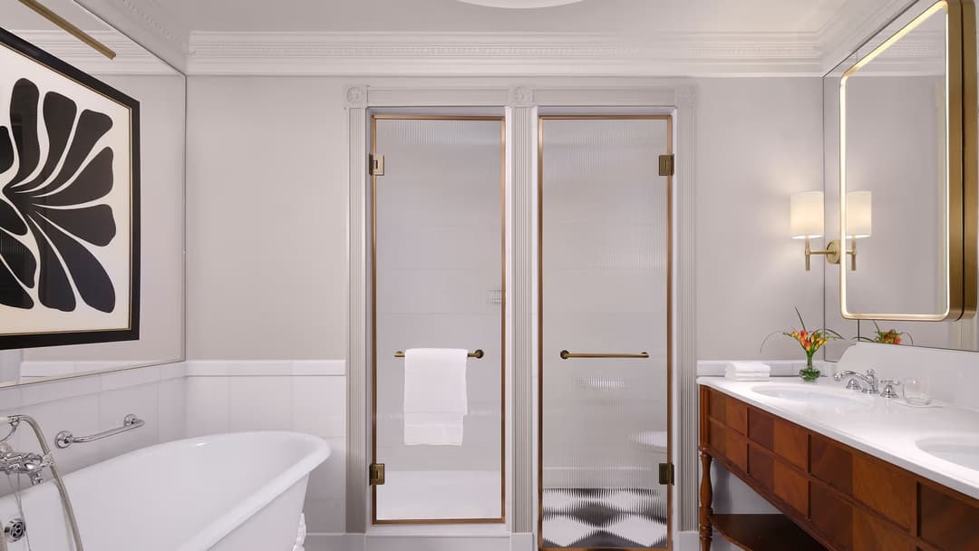 Grand River View Suite, The Savoy