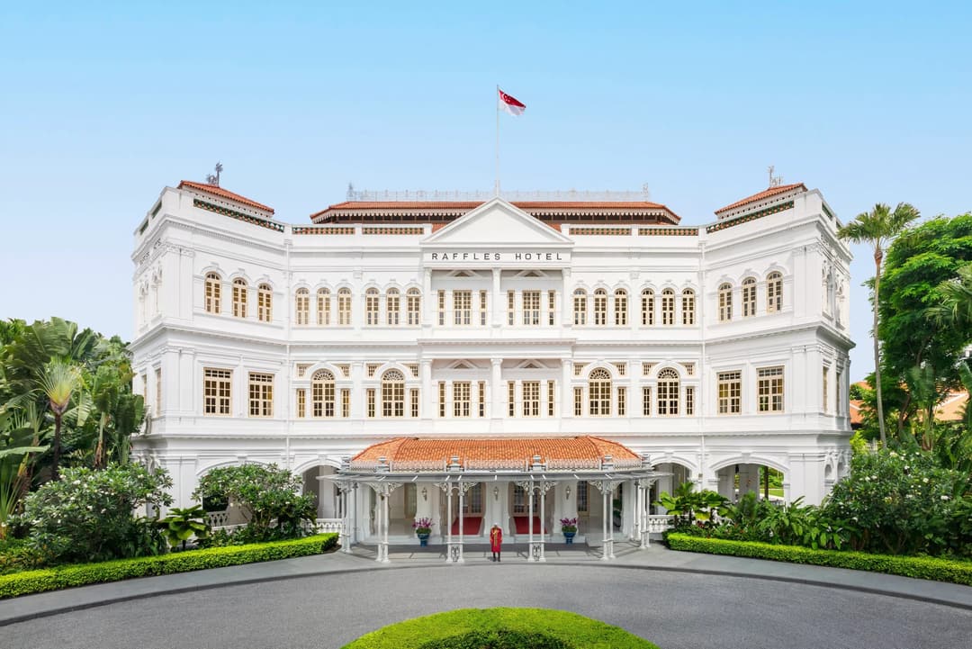 Raffles Singapore, exterior