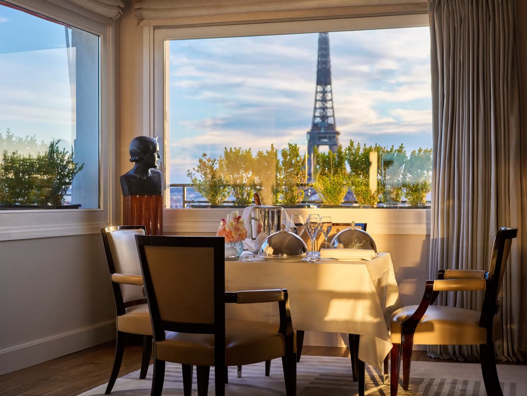 Signature Eiffel Suite, Hôtel Plaza Athénée