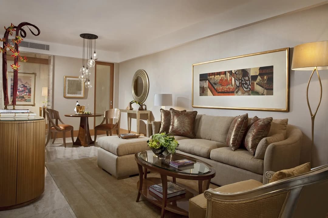 The Earl Suite, The Mulia