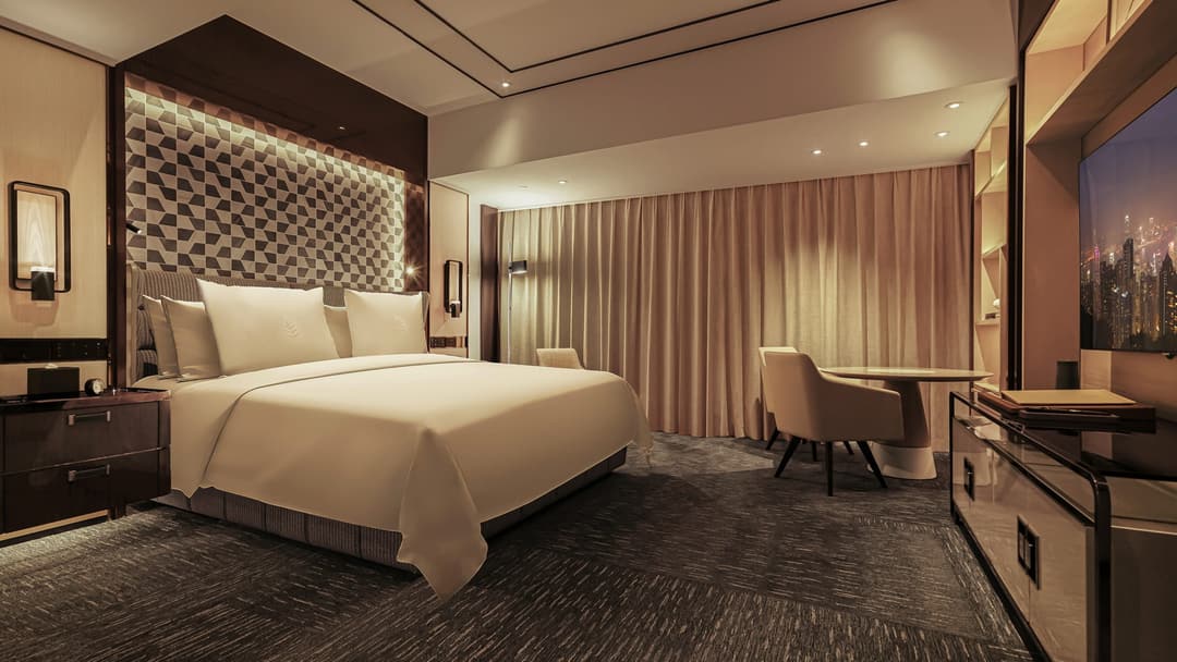 Two-Bedroom Chairman Suite, Four Seasons Hotel Hong Kong