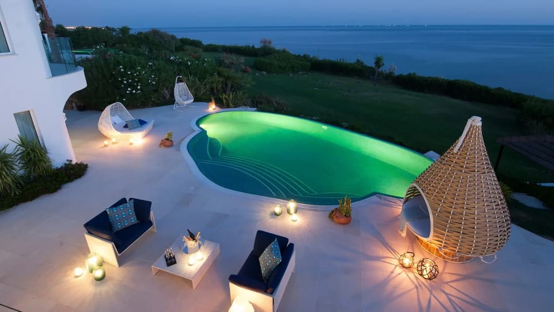 Vila Vita Parc Resort & Spa, Vila Praia